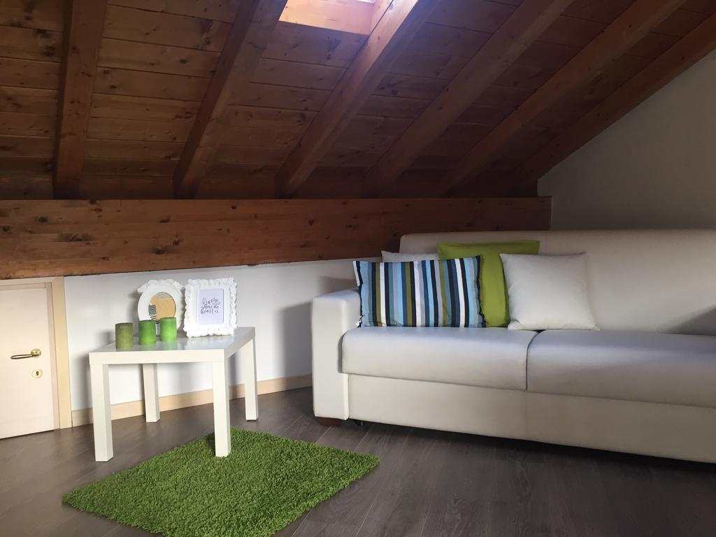 סן פדלה אינטלבי Apartment Largo IV Novembre מראה חיצוני תמונה