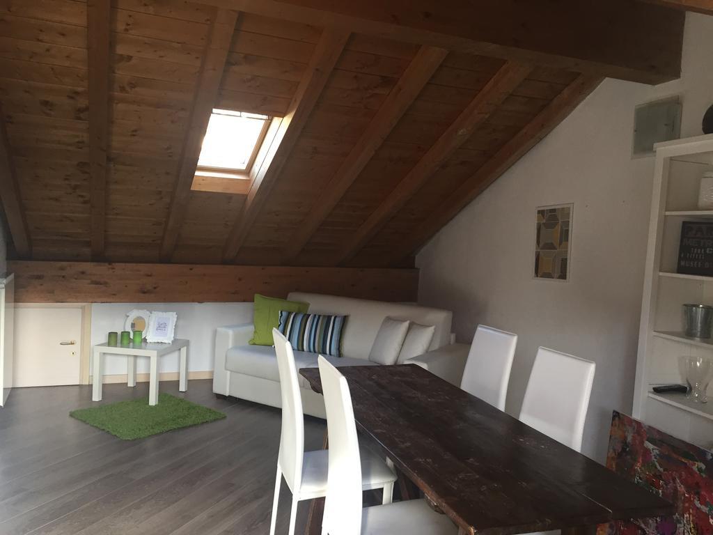 סן פדלה אינטלבי Apartment Largo IV Novembre מראה חיצוני תמונה